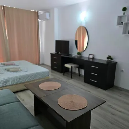 Sarafovo Atlantis 58 *