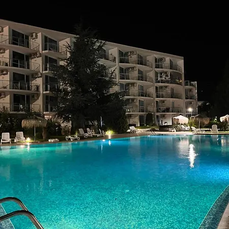 Sarafovo Atlantis 58 בורגאס