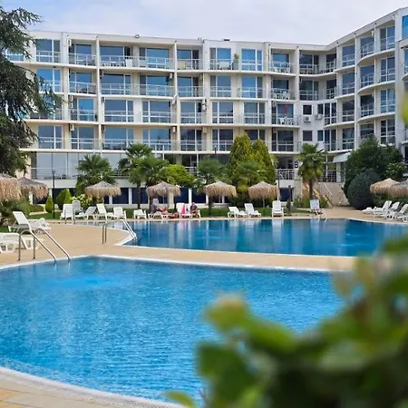 Sarafovo Atlantis 58 בורגאס