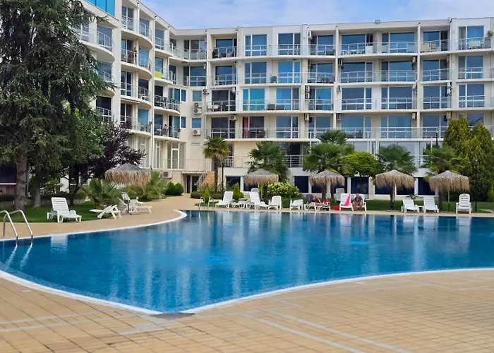 Sarafovo Atlantis 58 * Burgas City