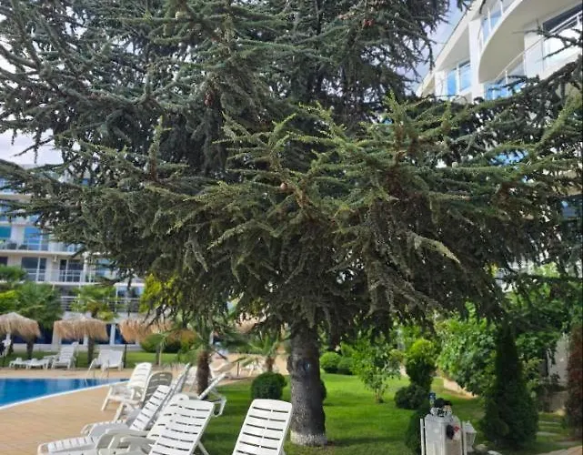 Sarafovo Atlantis 58 * Burgas City